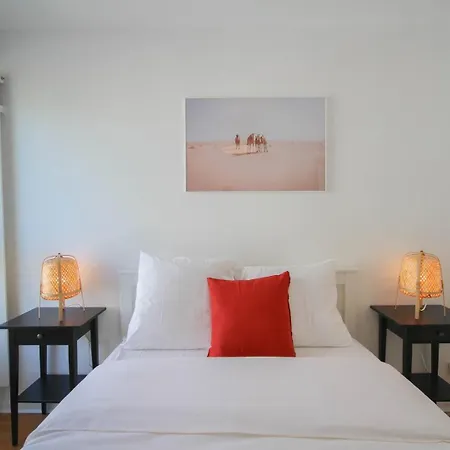 In With Balcony And Parking Daire